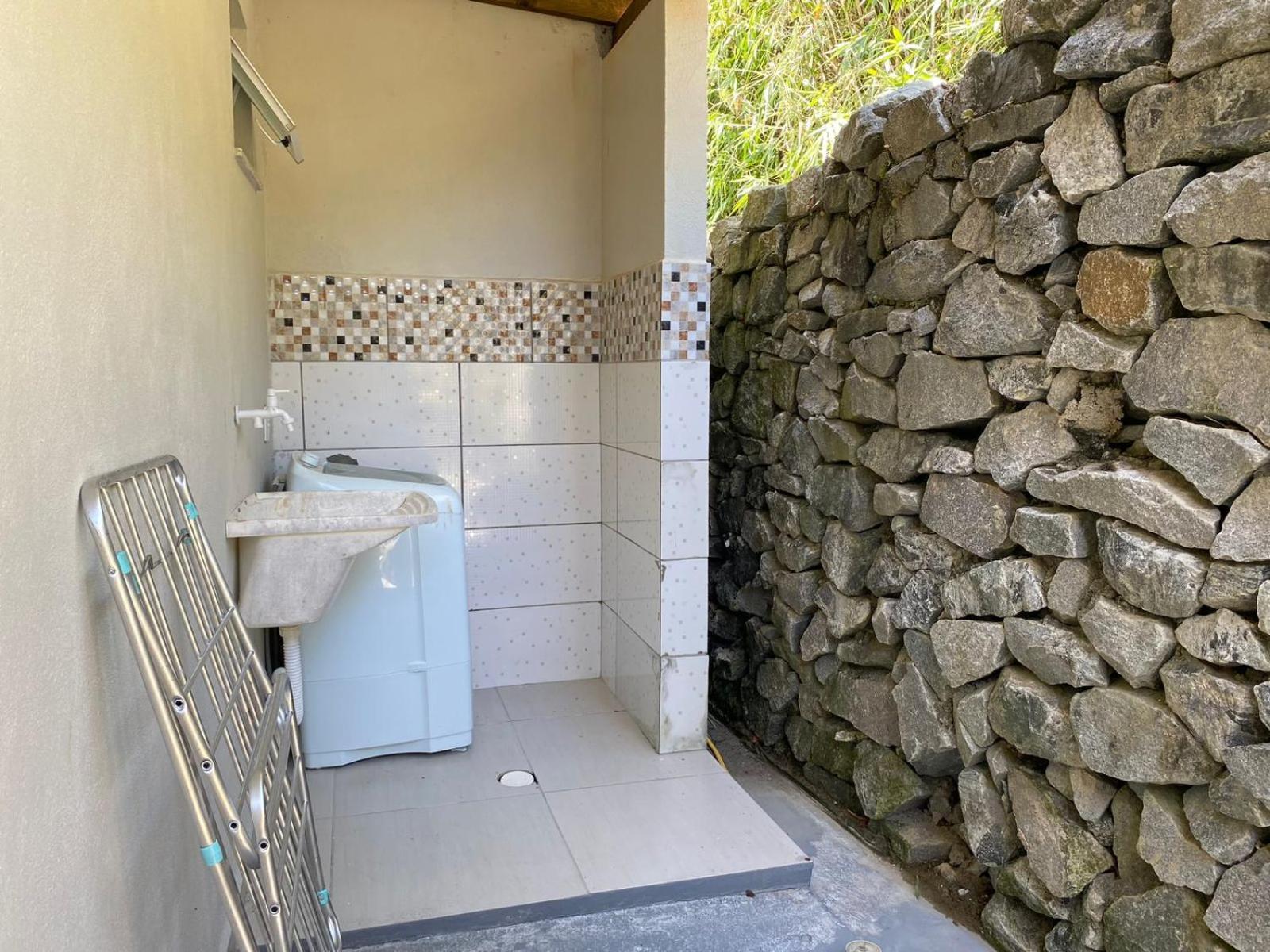 Residencial Com Piscina Possui Jacuzzi Aquecida Com Hidromassagem Villa Бомбиняс Екстериор снимка